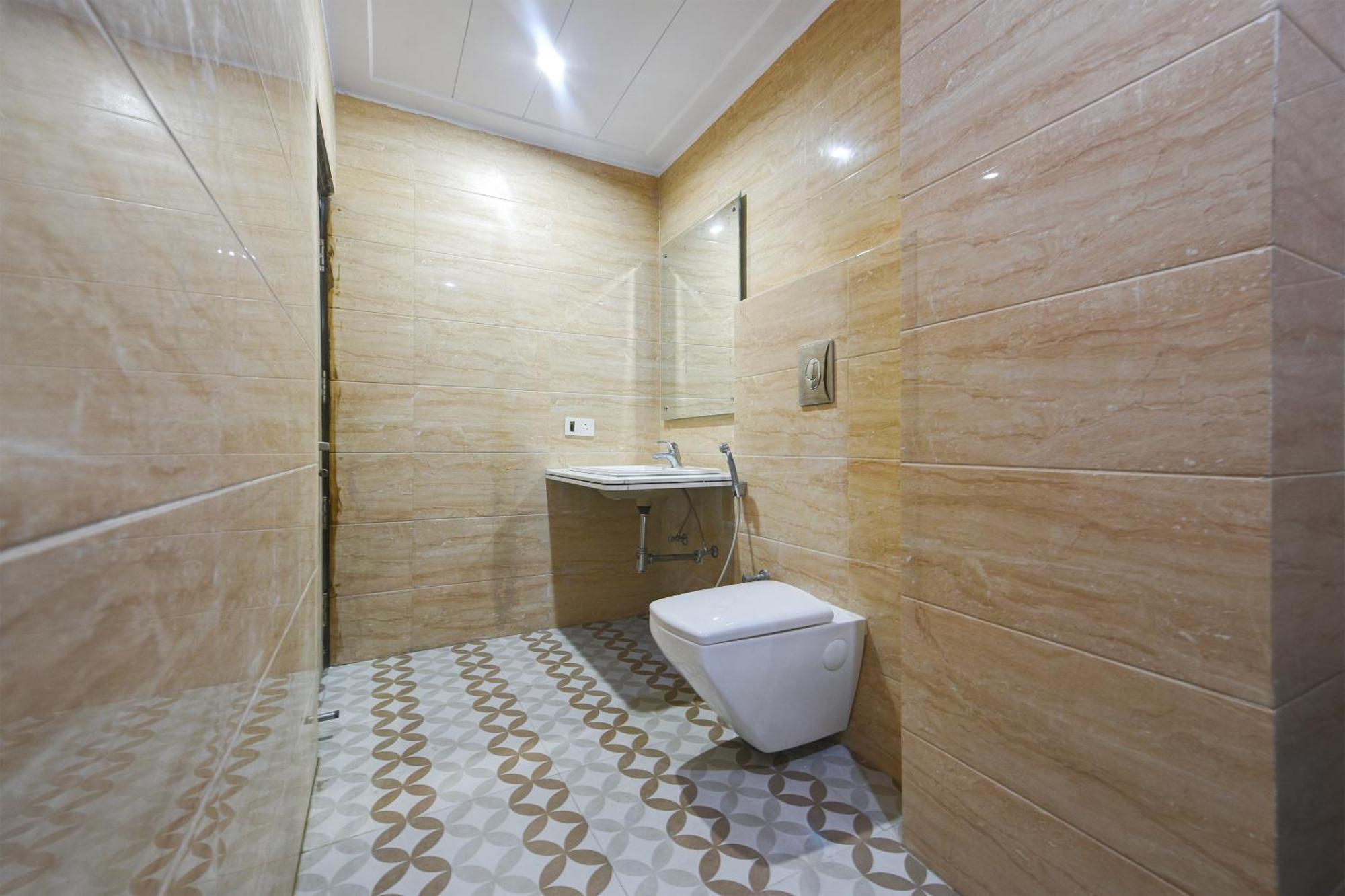 Hotel Geet Deluxe New Delhi Bagian luar foto