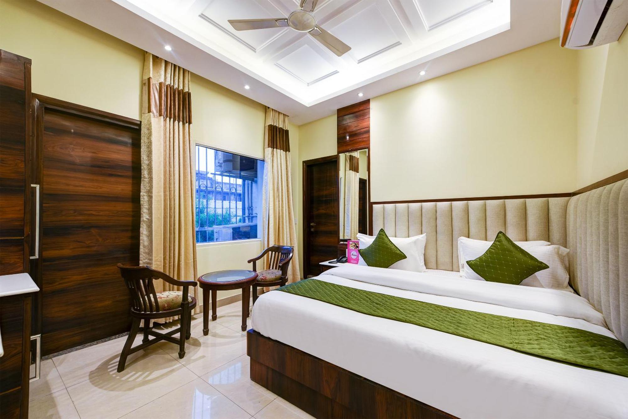 Hotel Geet Deluxe New Delhi Bagian luar foto