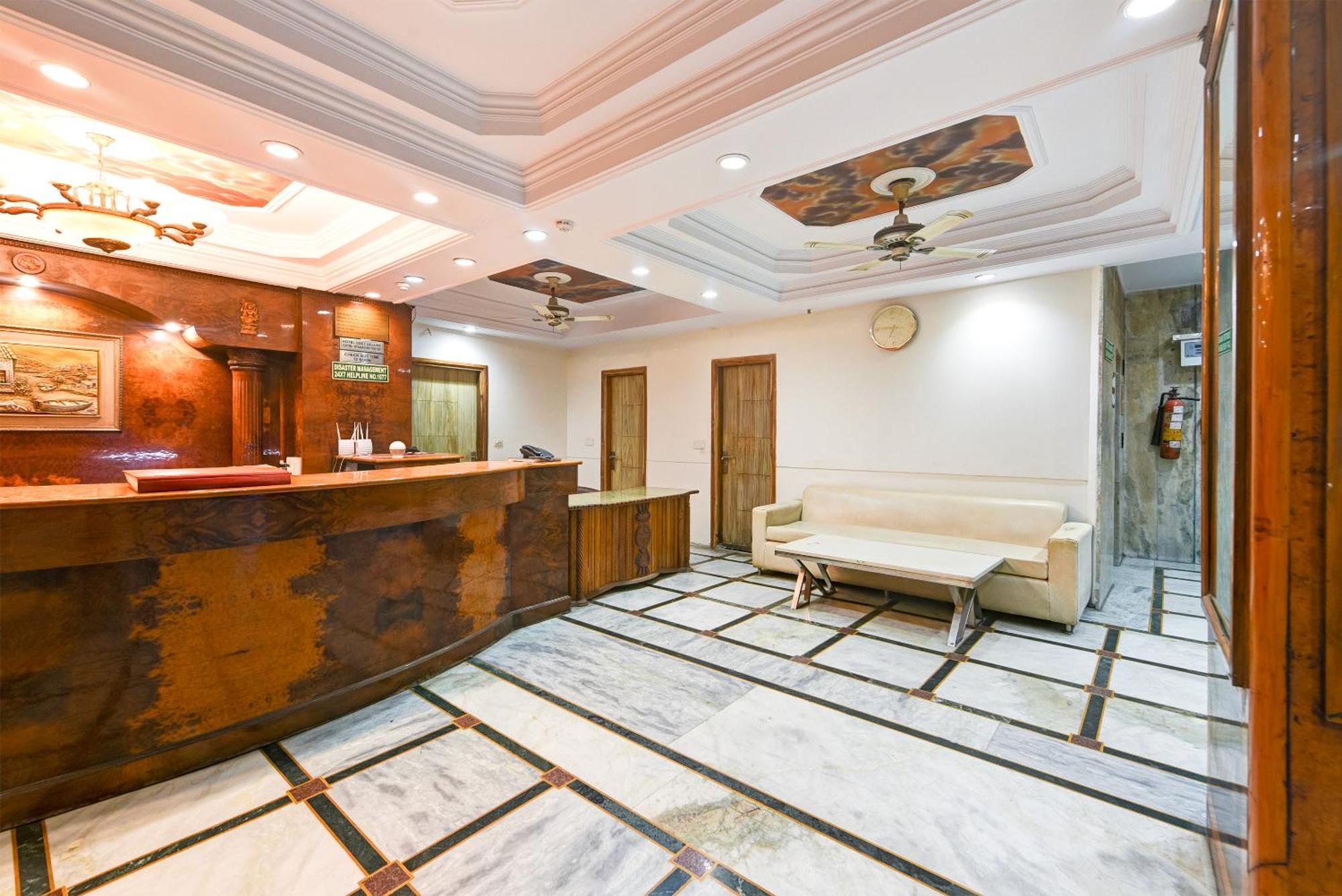 Hotel Geet Deluxe New Delhi Bagian luar foto